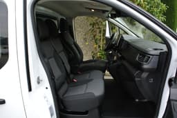 RENAULT TRAFIC 16