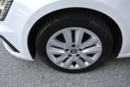 RENAULT MEGANE 21