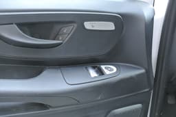 MERCEDES-BENZ VITO 25