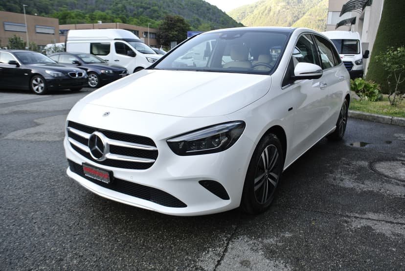 MERCEDES-BENZ B 250 B 250 e Style 8G-DCT
