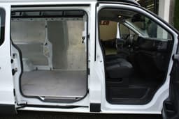 RENAULT TRAFIC 28