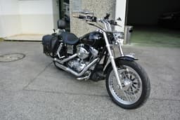 HARLEY-DAVIDSON Dyna 2