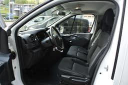RENAULT TRAFIC 12