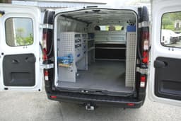 RENAULT TRAFIC 27