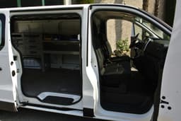 RENAULT TRAFIC 19