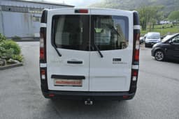 RENAULT TRAFIC 8