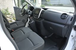 RENAULT TRAFIC 26