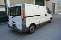 RENAULT TRAFIC 19