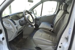 RENAULT TRAFIC 20