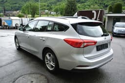 FORD FOCUS 9