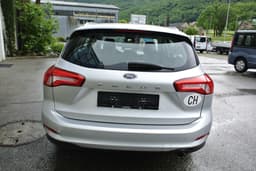 FORD FOCUS 8