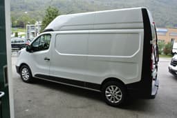 RENAULT TRAFIC 10