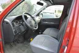 TOYOTA HI-ACE 9