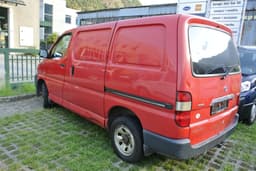 TOYOTA HI-ACE 7