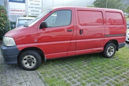 TOYOTA HI-ACE 8